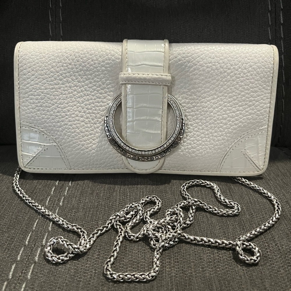 Brighton Wallet on Chain SOLD